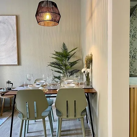 Poble Sec - Modern & Comfy 3 Bedrooms * Barcelona
