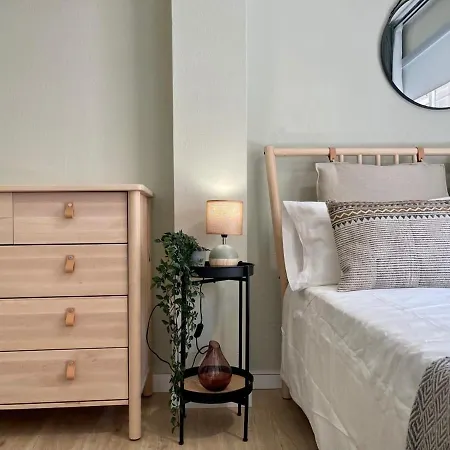 Poble Sec - Modern & Comfy 3 Bedrooms Apartamento